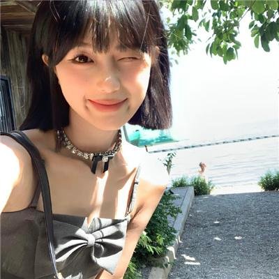 小魔女 在线观看封面
